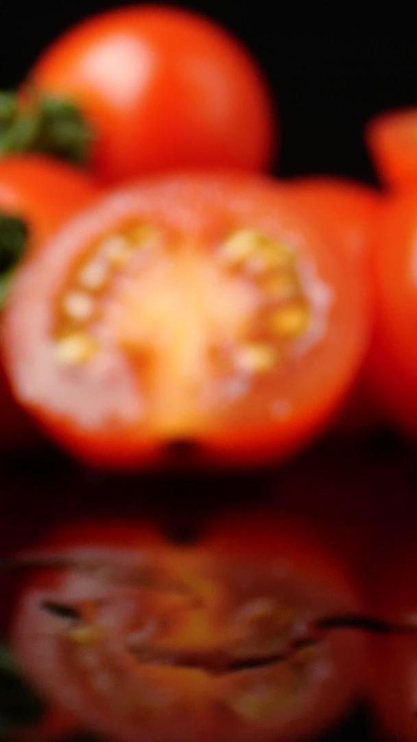 圣女果微观细节小番茄新鲜水果食材视频的预览图