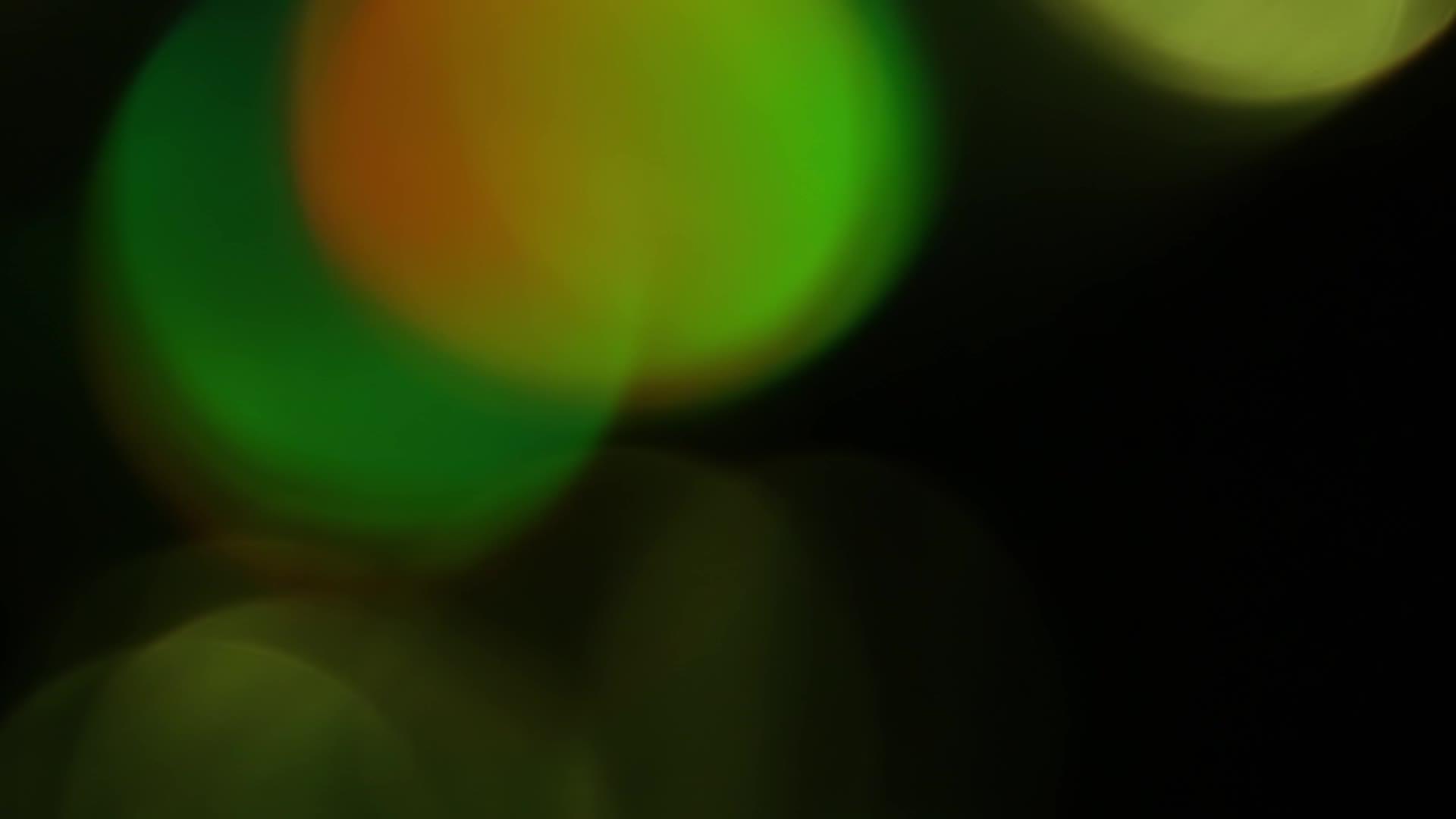 黑色背景hd模糊的绿光视频的预览图