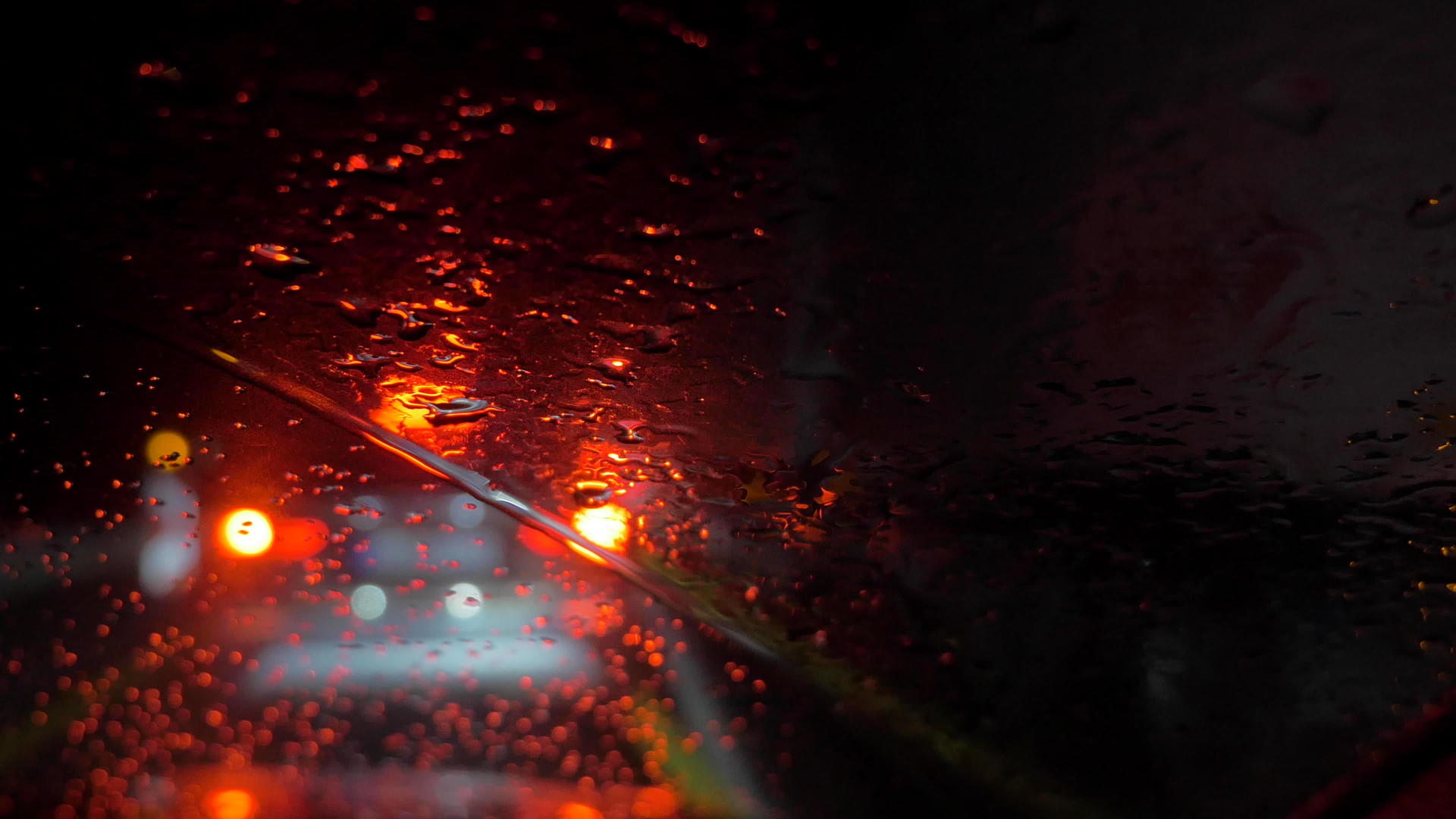 湿玻璃交通灯视频的预览图