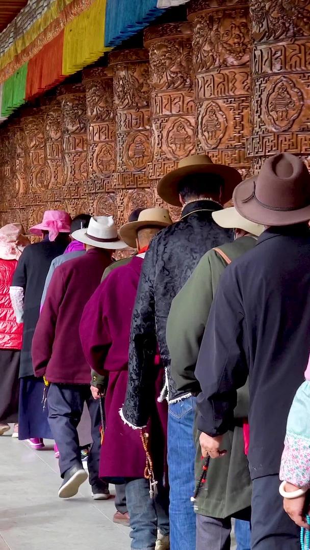藏区宗教文化转经人文文化视频的预览图