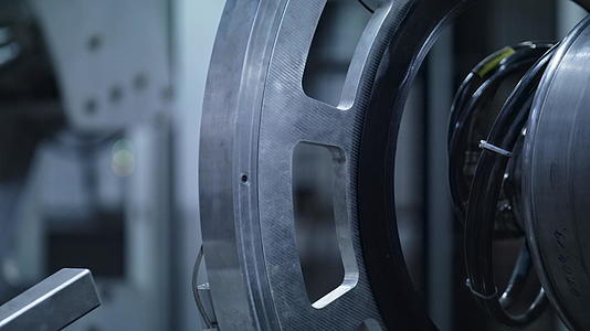 现代化详细轮胎生产技术在技术制造中的应用视频的预览图