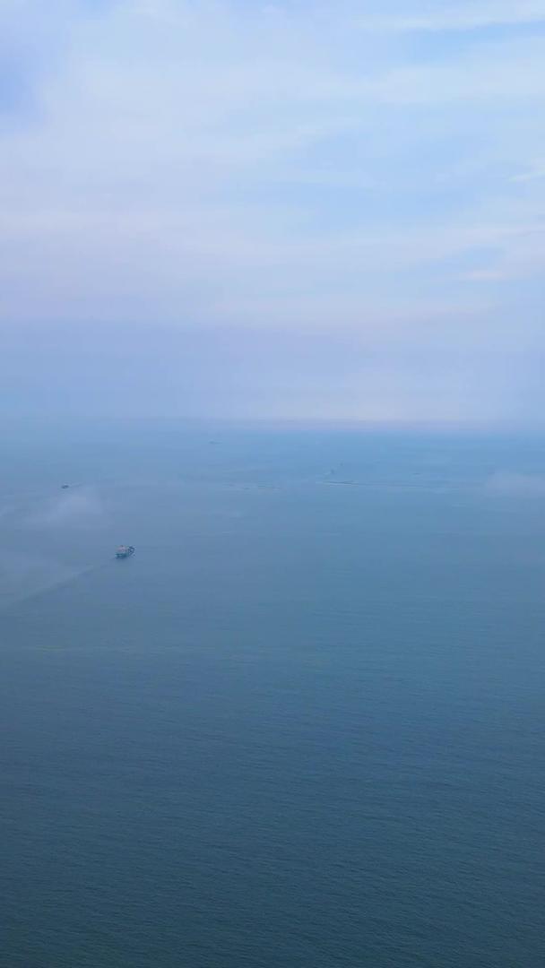 青岛海岸线航拍视频的预览图