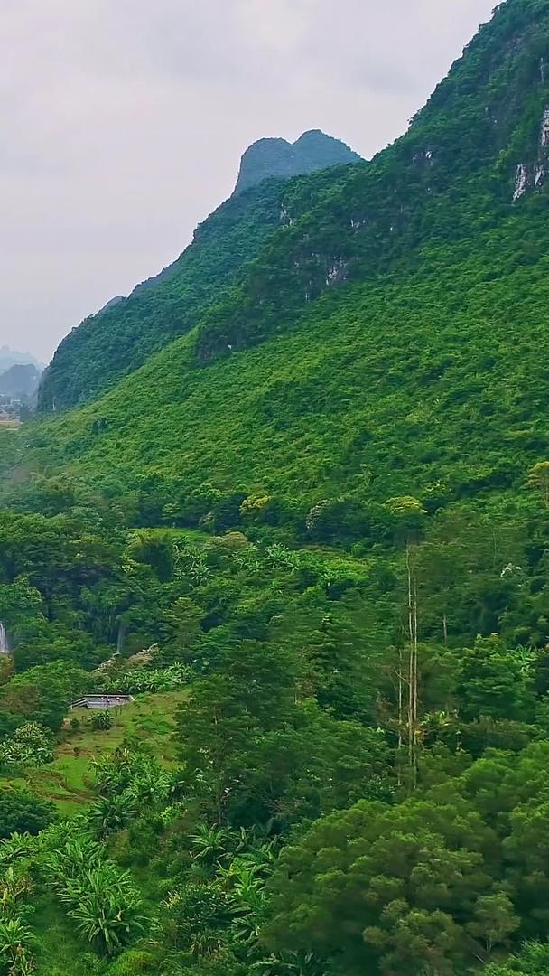 【旅游宣传片】广西航拍德天瀑布合集视频的预览图