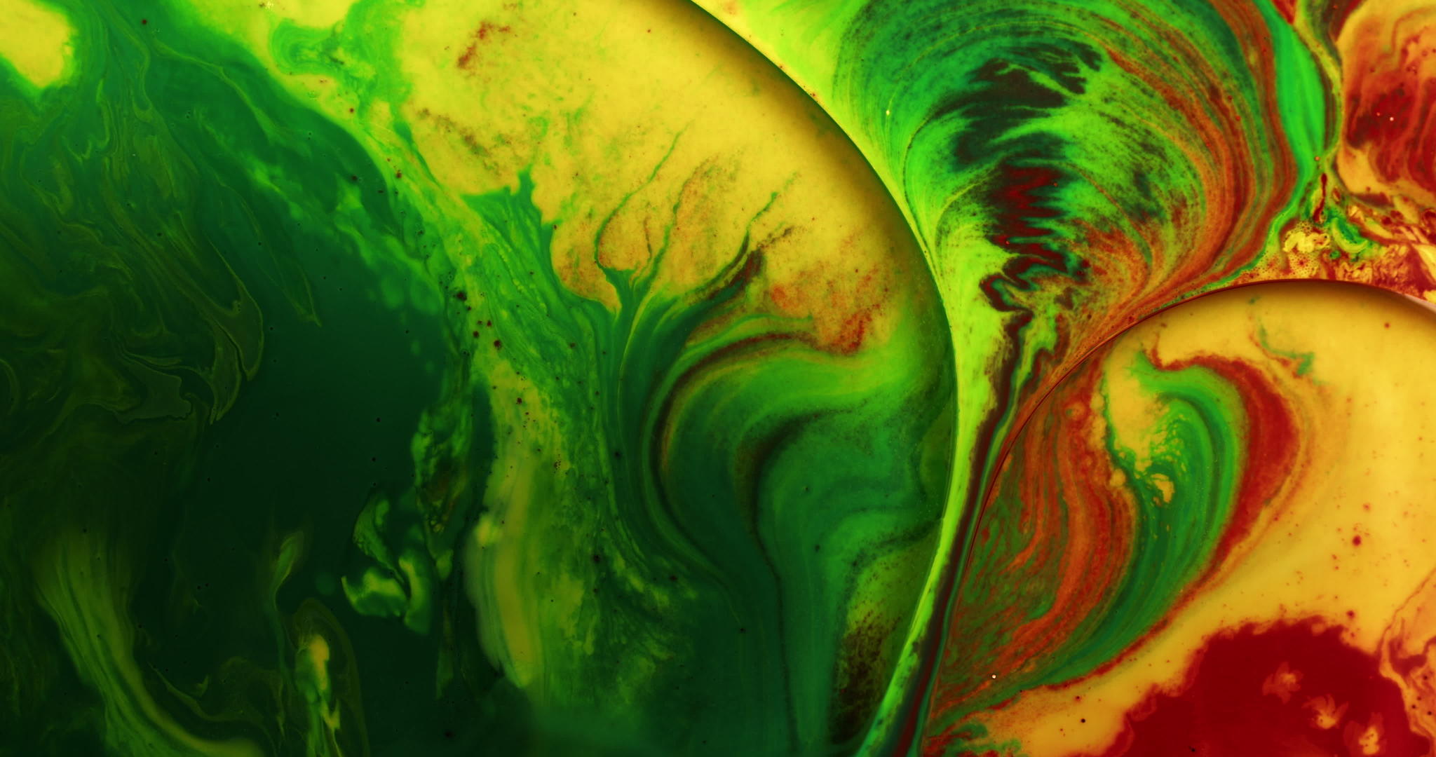 龙卷风的液体颜色视频的预览图