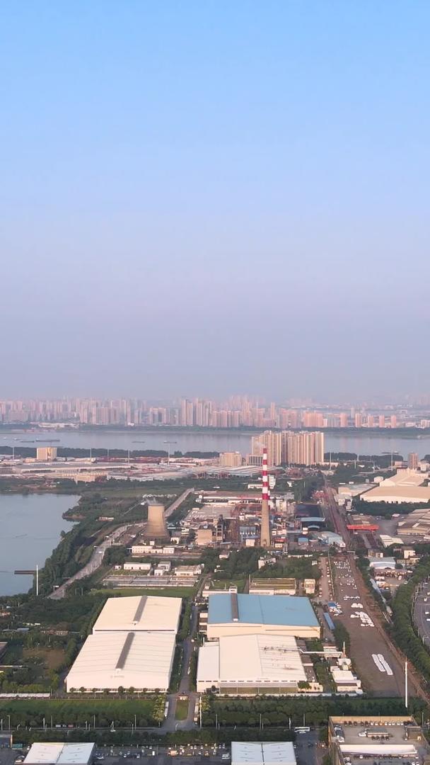 武汉经济技术开发区航拍城市制造业工厂汽车工业城市园区全景材料视频的预览图