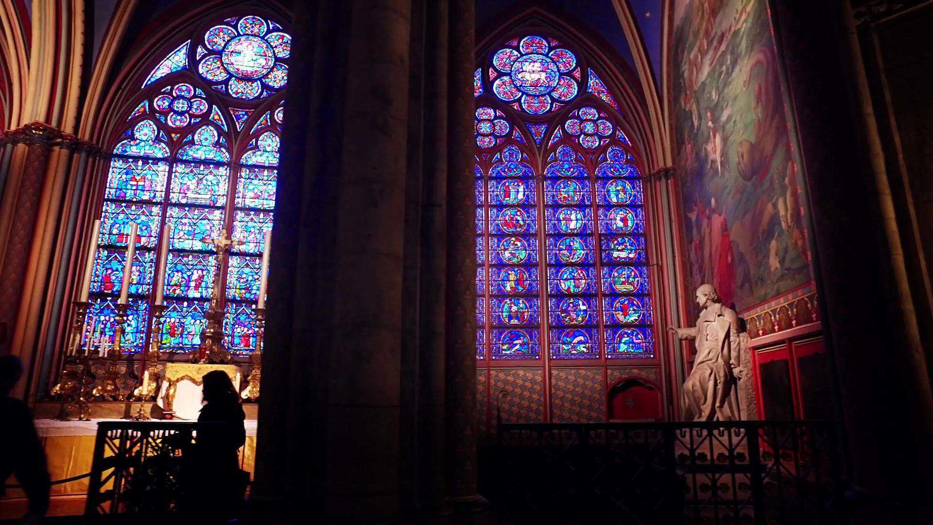大陆深处的巴黎巴黎法郎大教堂视频的预览图