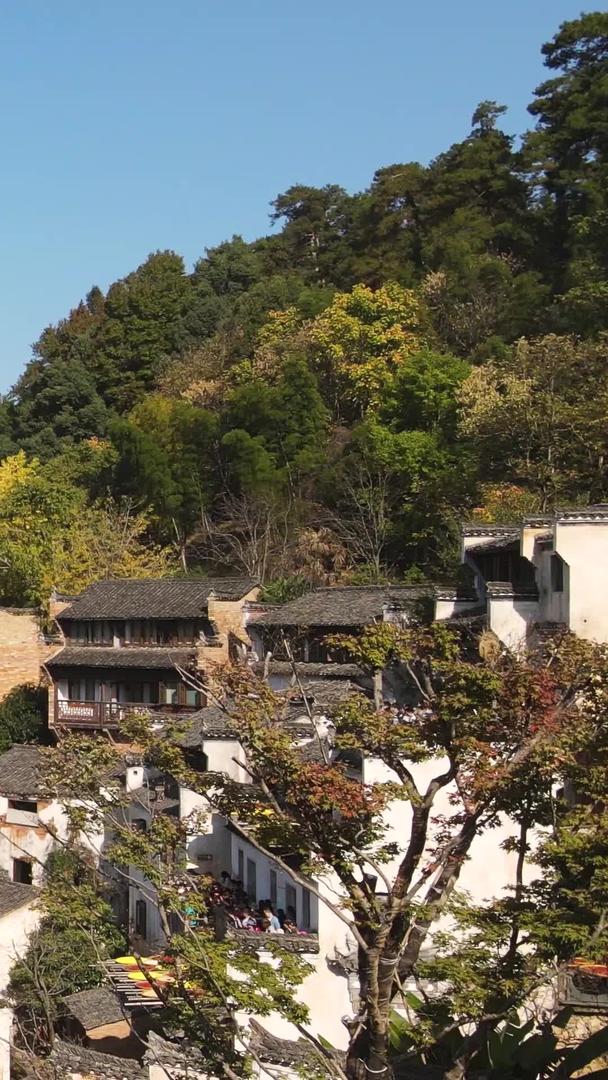 中国江西婺源最美乡村古建筑村落秋季旅游素材视频的预览图