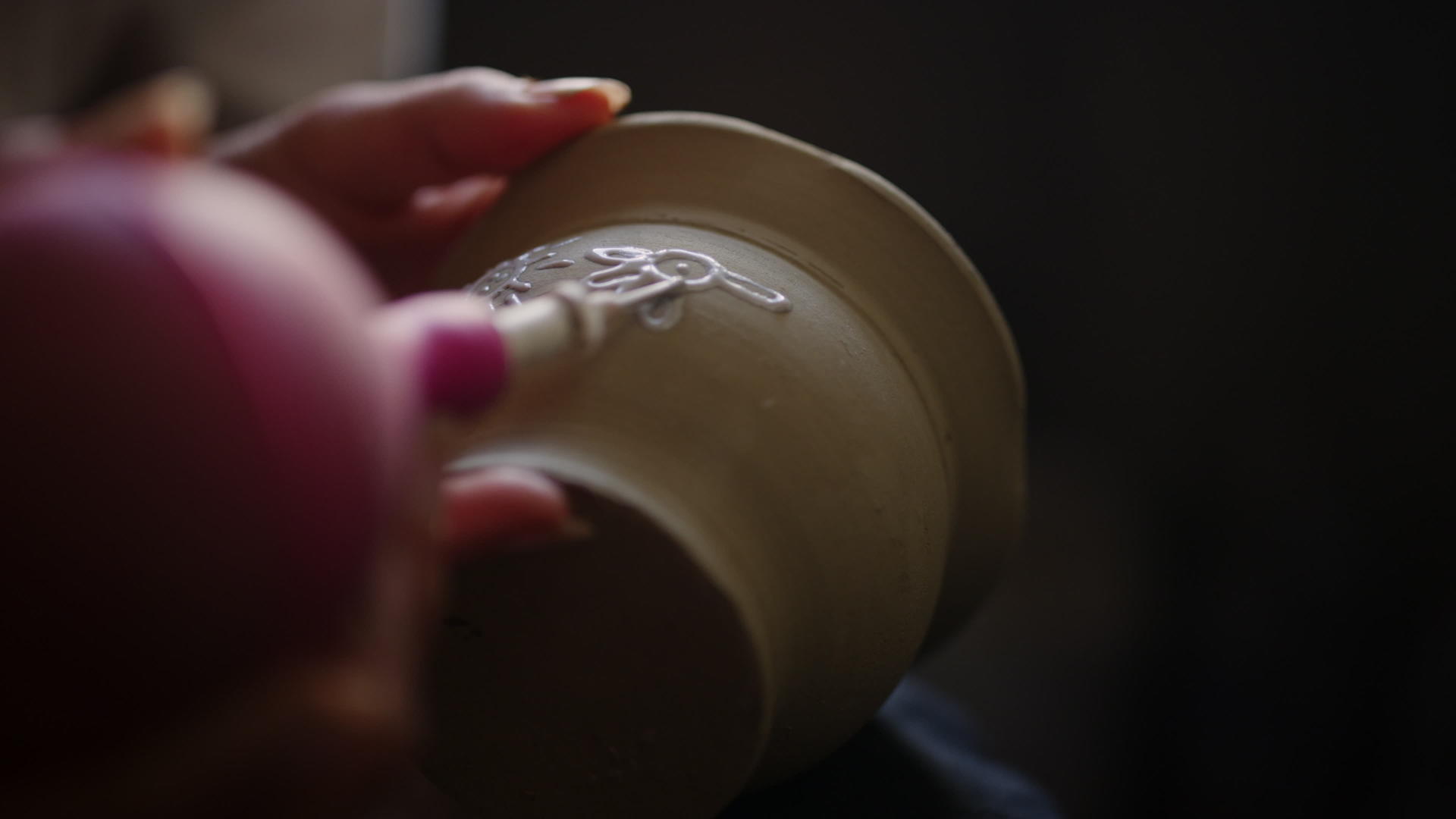 手工制作陶器视频的预览图