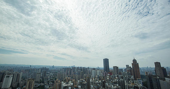 重庆城市中心蓝天白云延迟拍摄视频的预览图