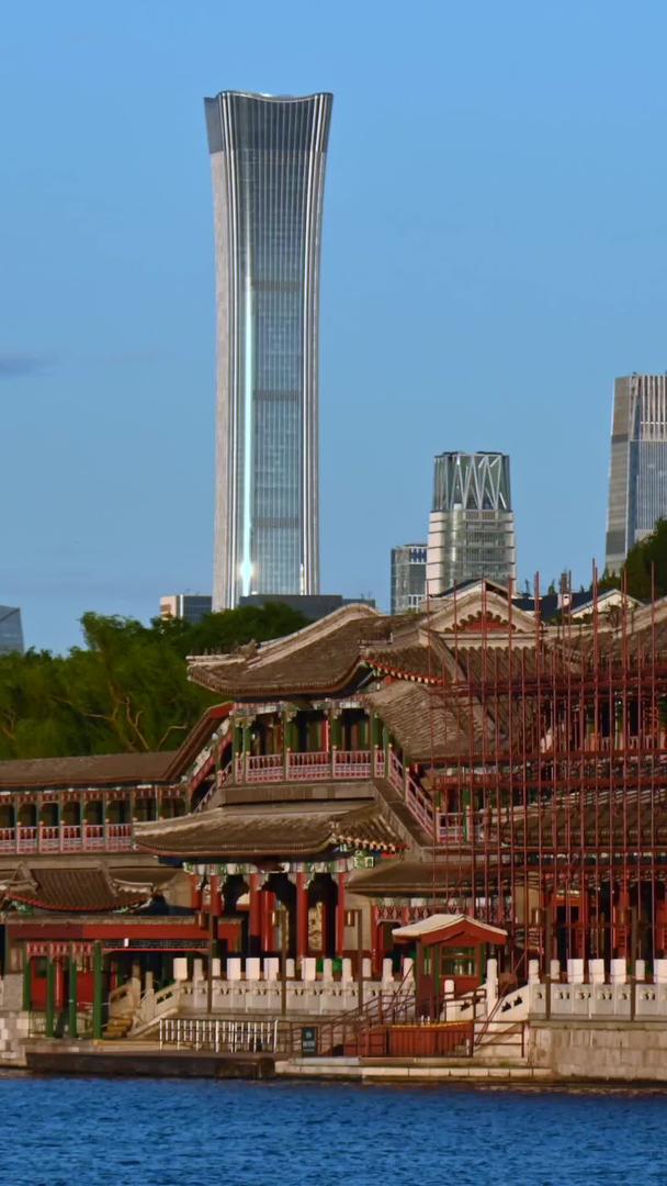 北京古代和现代建筑日夜延迟摄影视频的预览图