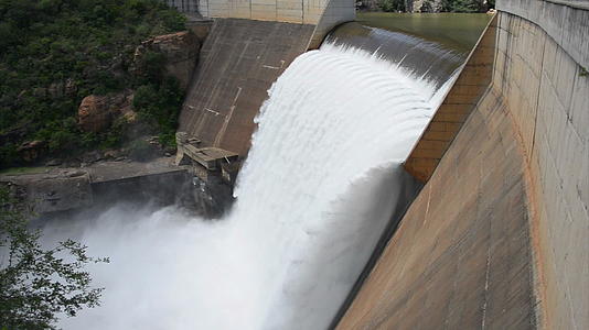 Swadini大坝视频的预览图