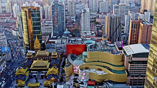 上海静安寺鸟瞰航拍视频的预览图