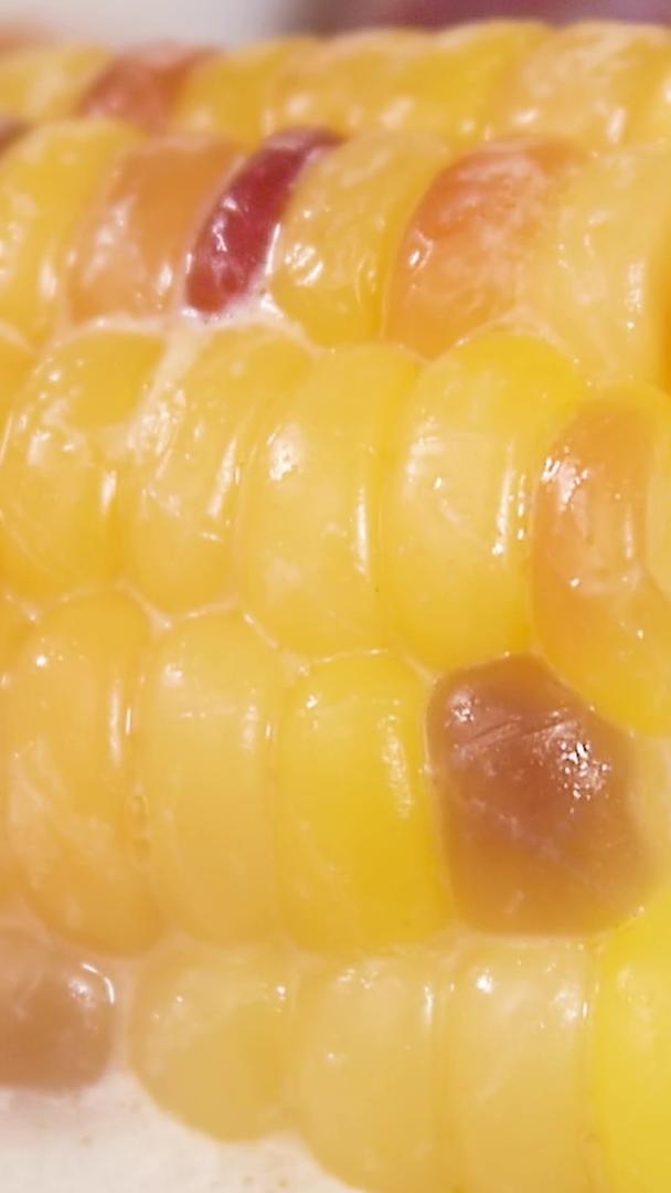 菌锅玉米视频的预览图