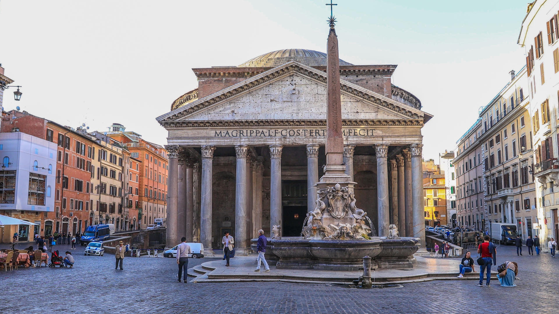罗马著名旅游景点万神殿与圣彼得大教堂合集视频的预览图