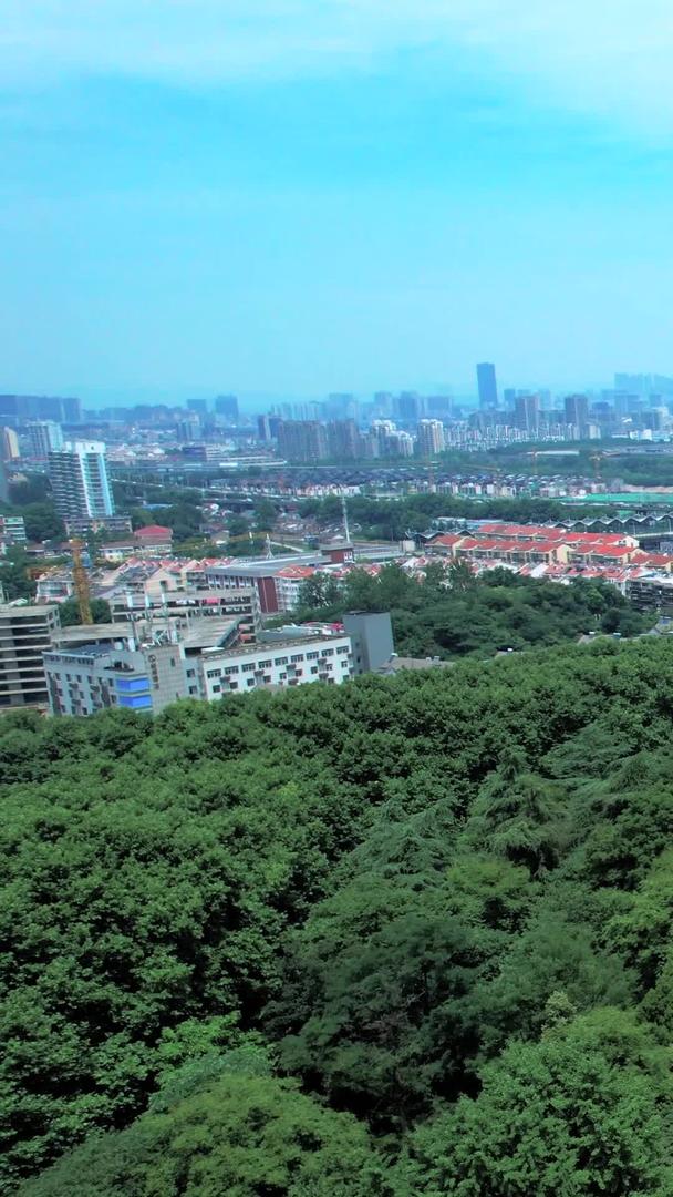 南京雨花台景区航拍视频的预览图