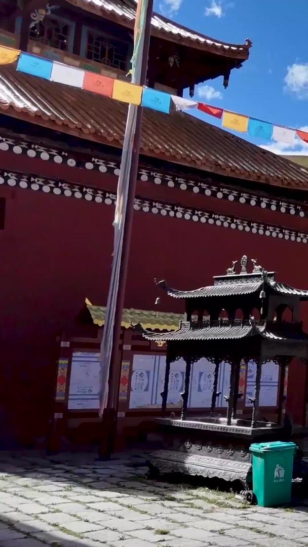 著名佛教圣地塔公寺康定全景视频的预览图