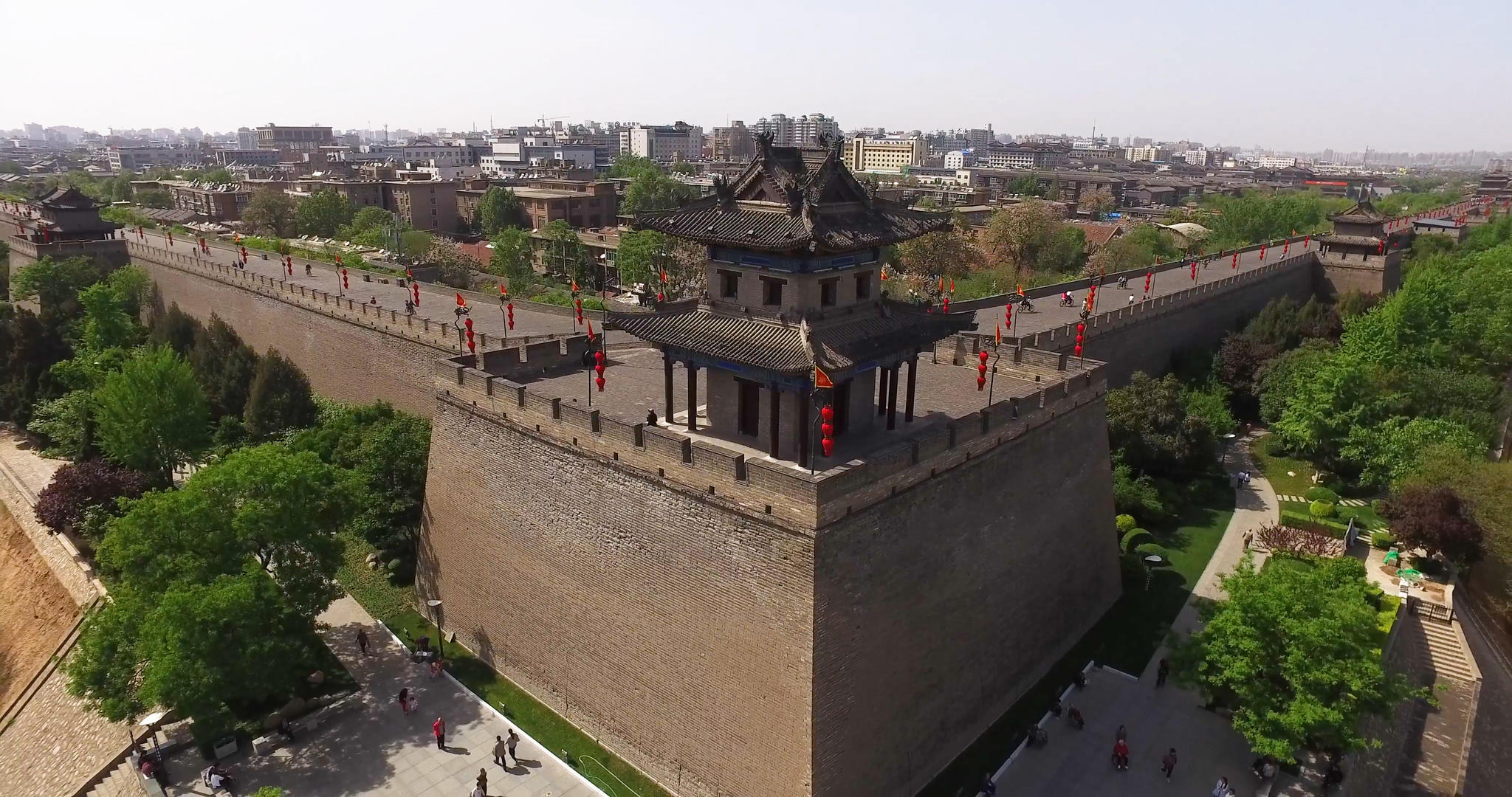 西安城墙航拍视频的预览图