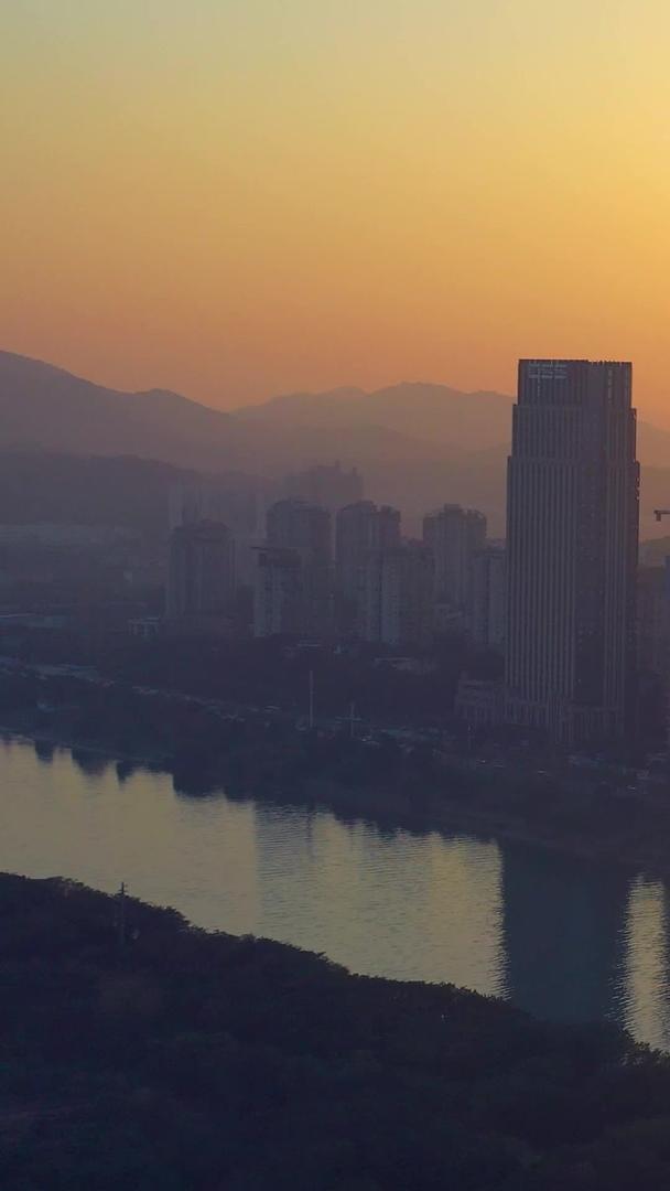 长沙城市日落剪影夕阳余晖航拍视频的预览图