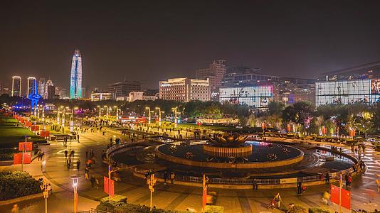 4K实拍山东济南泉城广场夜景延时摄影视频的预览图