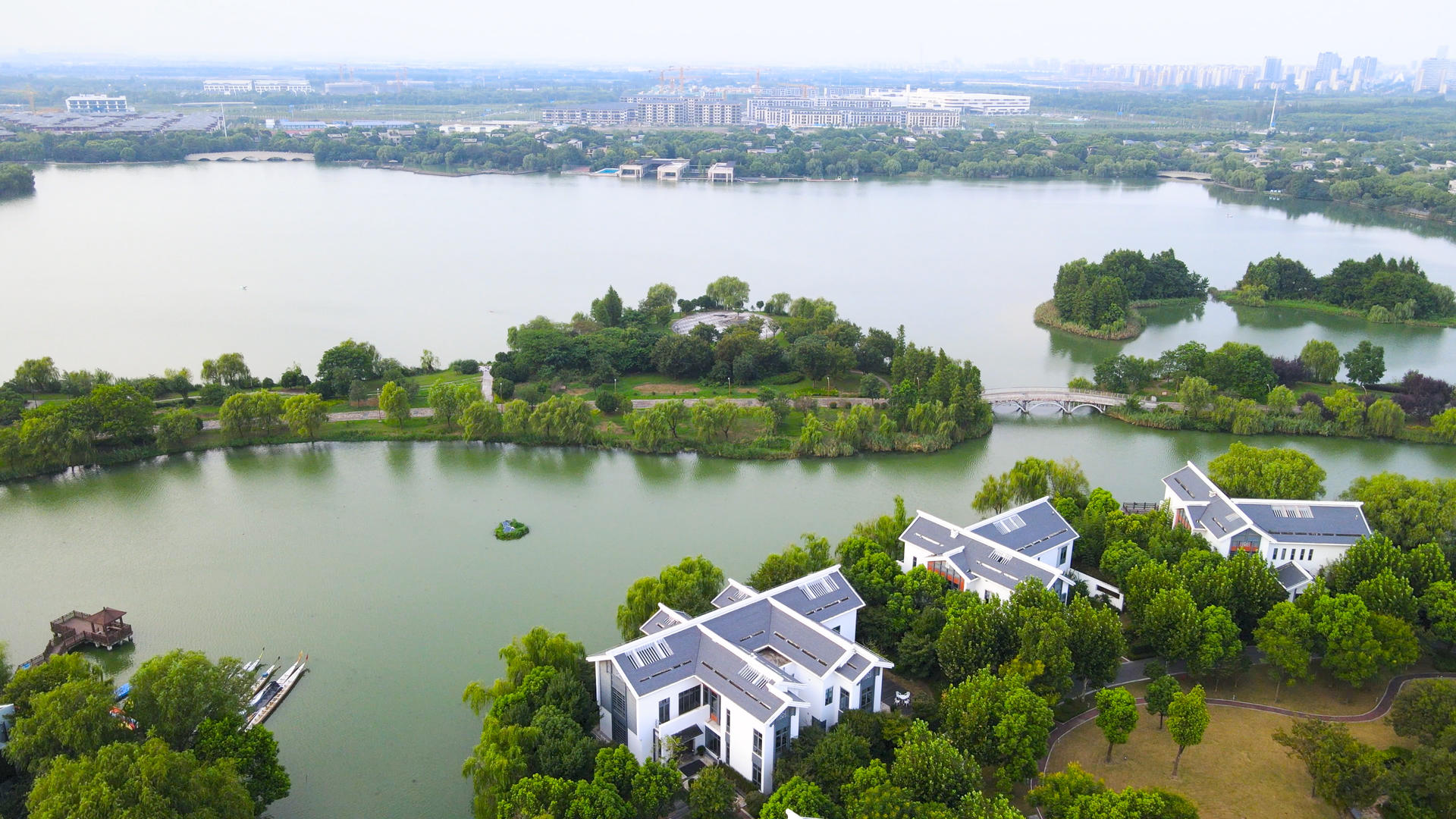 上海4A风景区朱家角大淀湖航拍合集4K视频的预览图