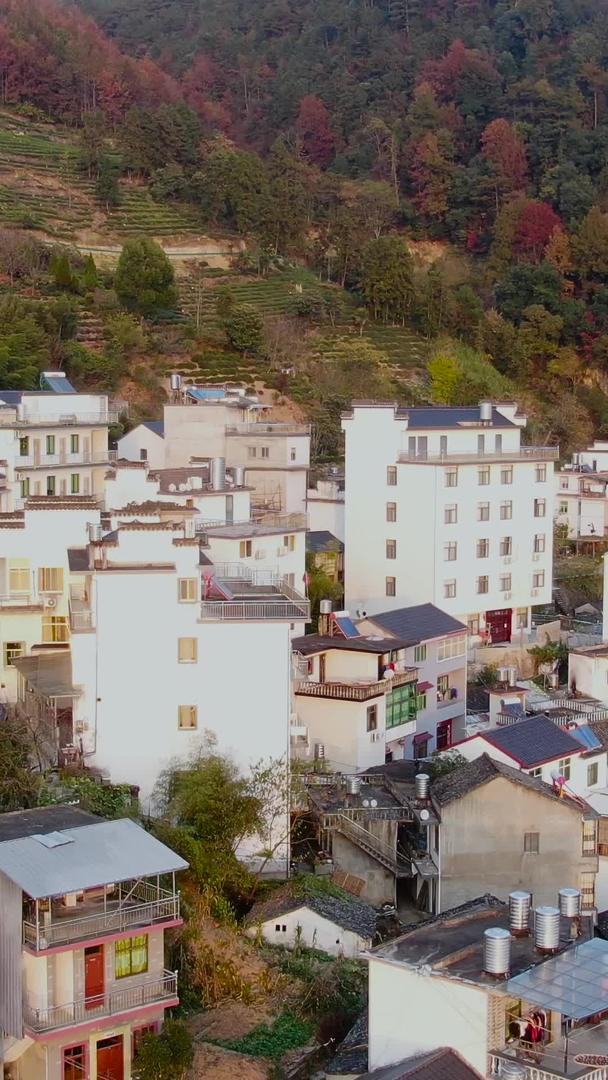 皖南山区徽派乡村建筑航拍视频视频的预览图