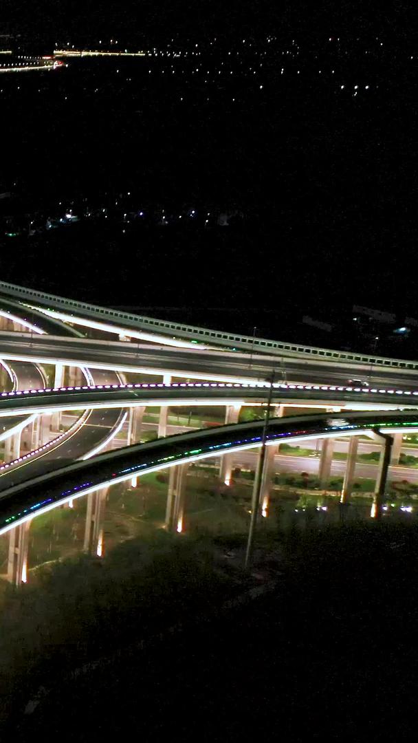 航空城市立交桥夜景视频的预览图