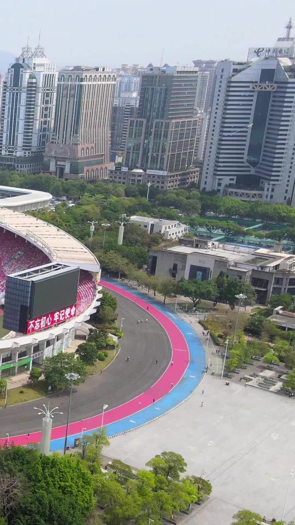 广州地标体育中心航拍视频的预览图