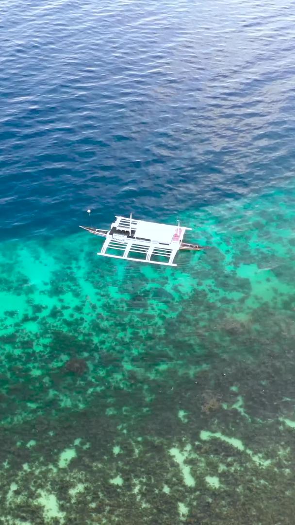 菲律宾薄荷岛海上蟹船视频的预览图