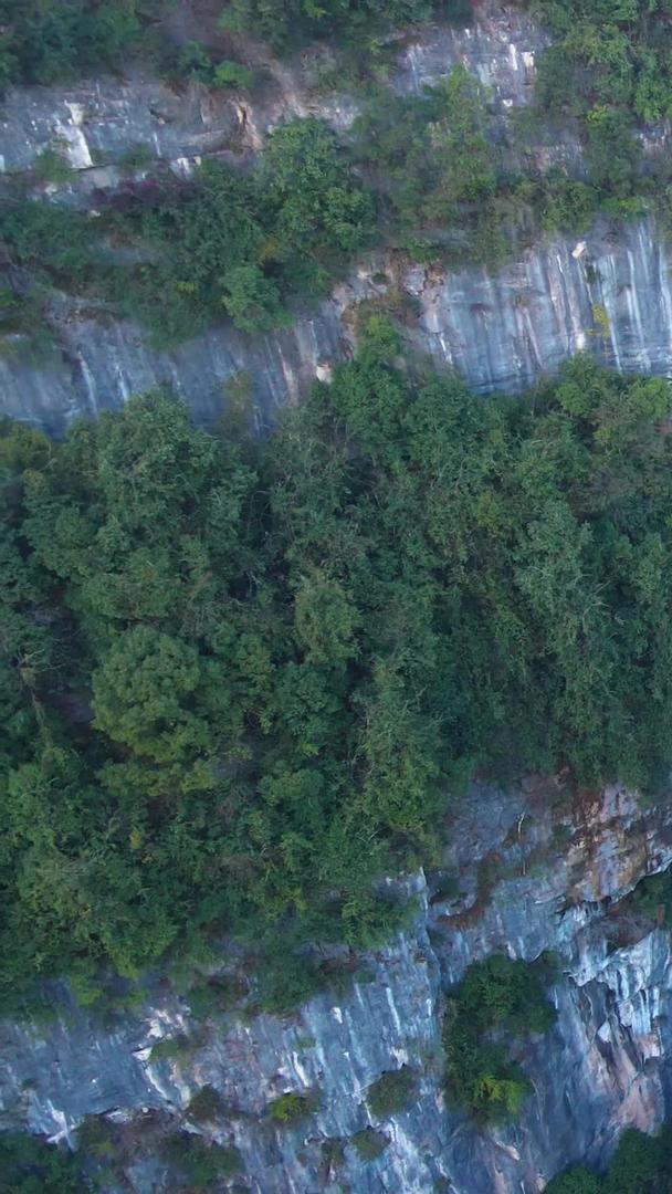 武隆喀斯特地质公园山洞航拍视频的预览图