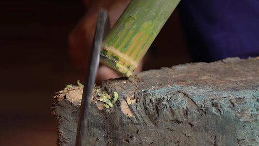 传统的4K木匠制作手工竹艺大集合视频的预览图