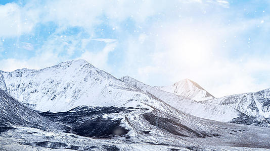 冬天雪山背景视频视频的预览图