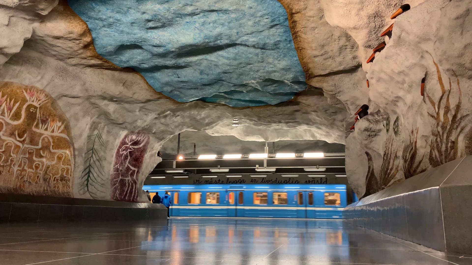 现代城市艺术地铁视频的预览图