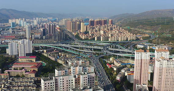 青海西宁市区立交桥航拍视频的预览图