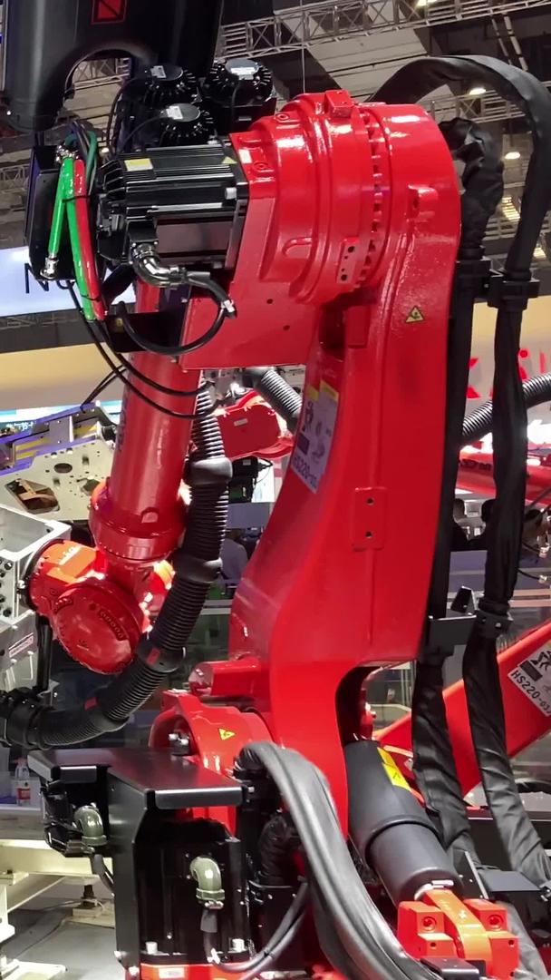 上海工博会机器人焊接【本视频无肖像权及物权请勿商业使用】视频的预览图