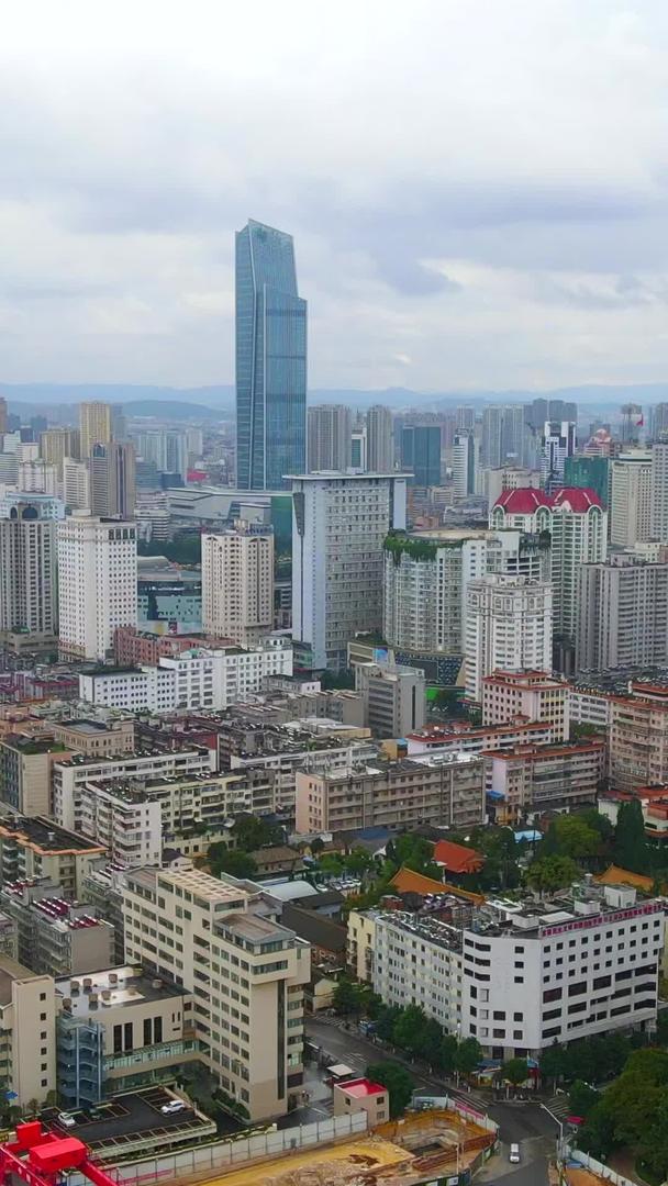 云南昆明翠湖城市航拍风景城市视频的预览图