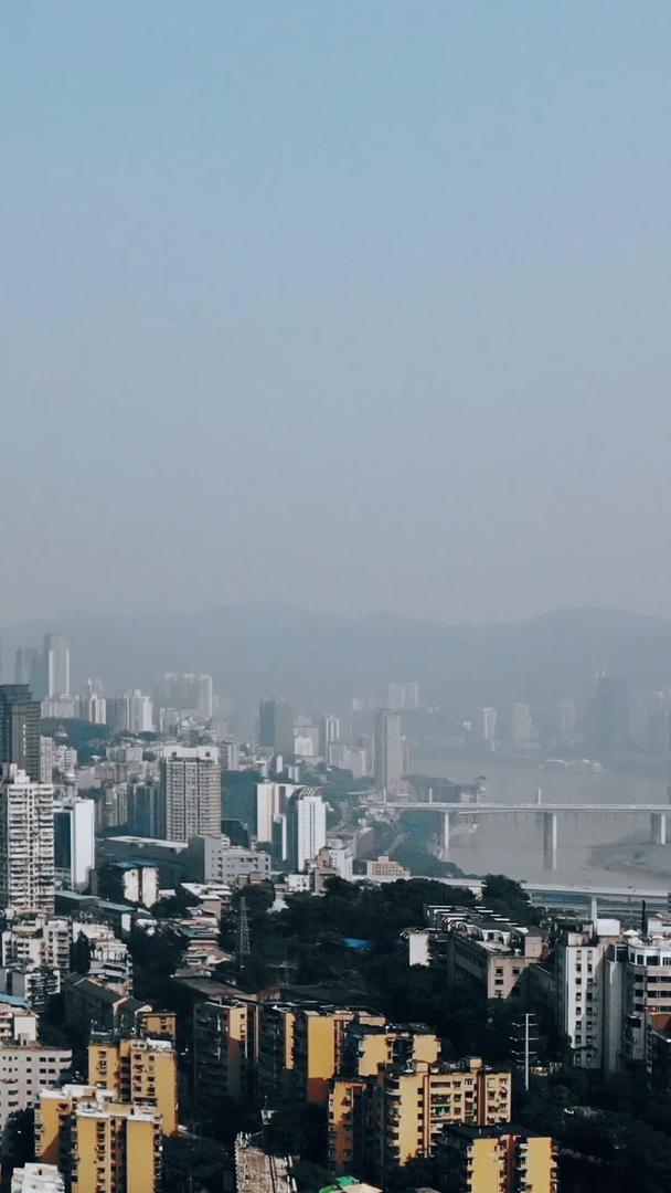 俯瞰重庆密集山城视频的预览图