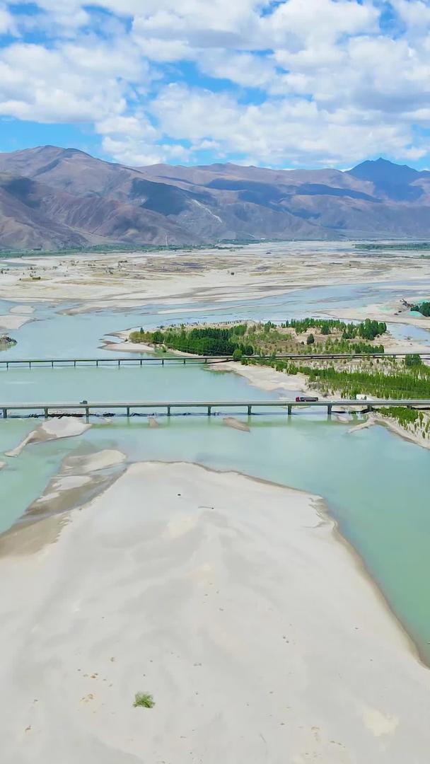 雅鲁藏布江大桥航拍曲水视频的预览图