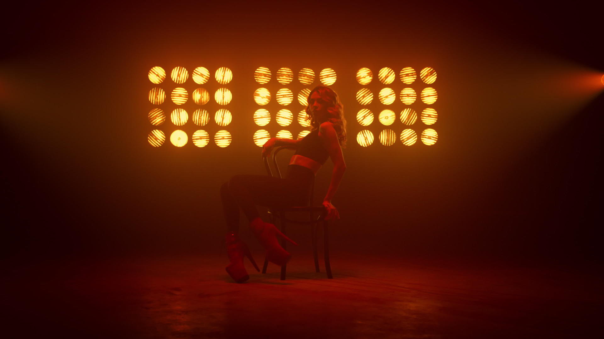 舞者女孩在椅子上练习跳舞视频的预览图