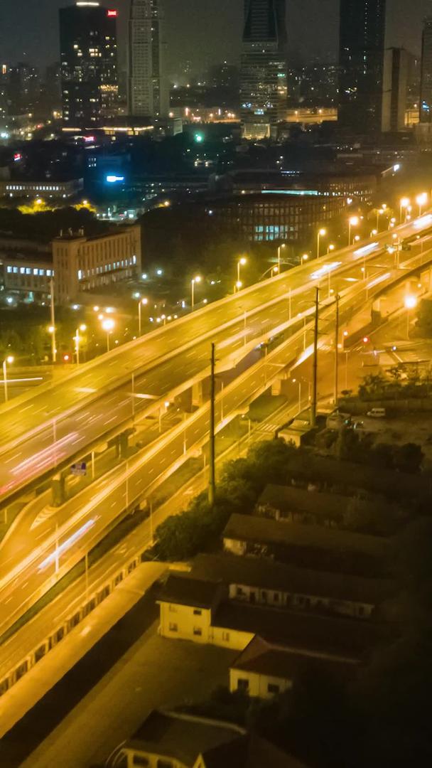繁华城市交通道路高架桥cbd夜景车流航拍移动延时摄影视频的预览图