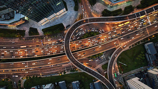 航拍城市高架桥夜景道路车流交通4k素材视频的预览图