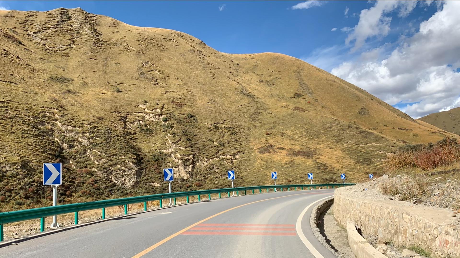 四川甘孜州自驾第一视角视频的预览图