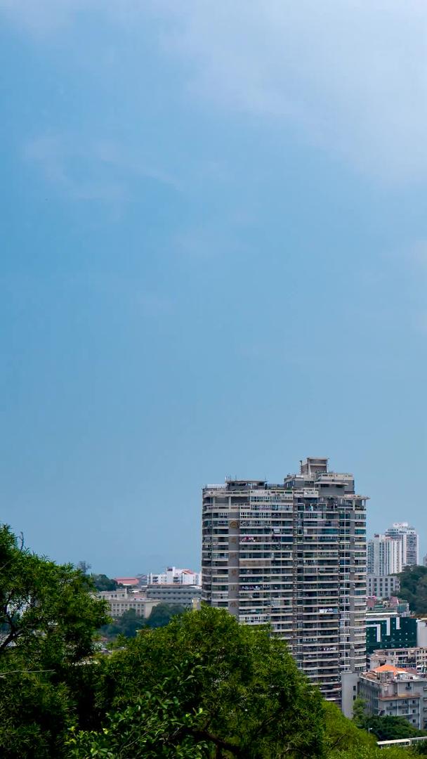 福建厦门城市高楼延时摄影视频的预览图