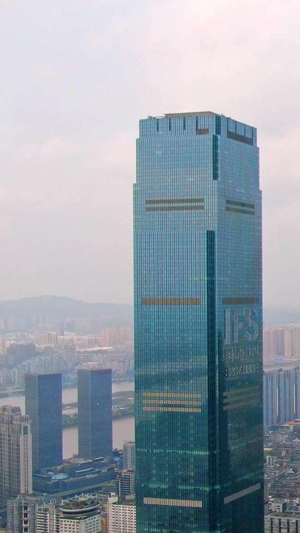 湖南第一高楼航拍视频的预览图
