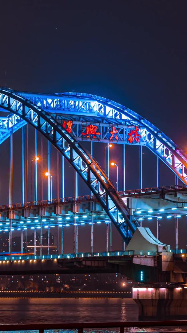 杭州城市复兴大桥双层高架桥大气延时人流车流视频的预览图