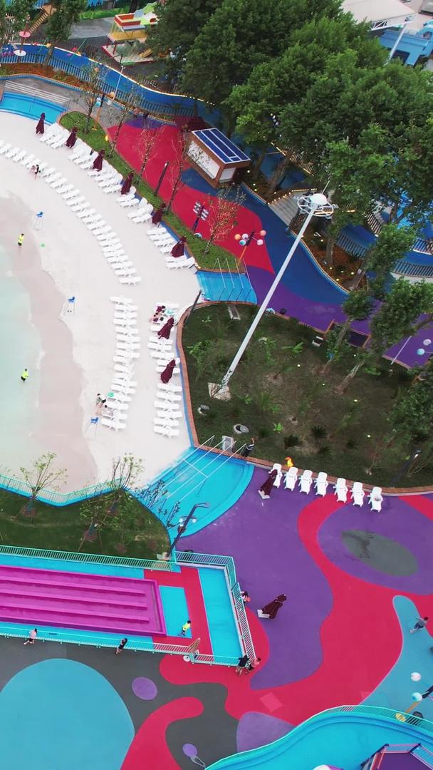 航空城市夏季水上世界游乐园儿童乐园消暑游泳材料视频的预览图