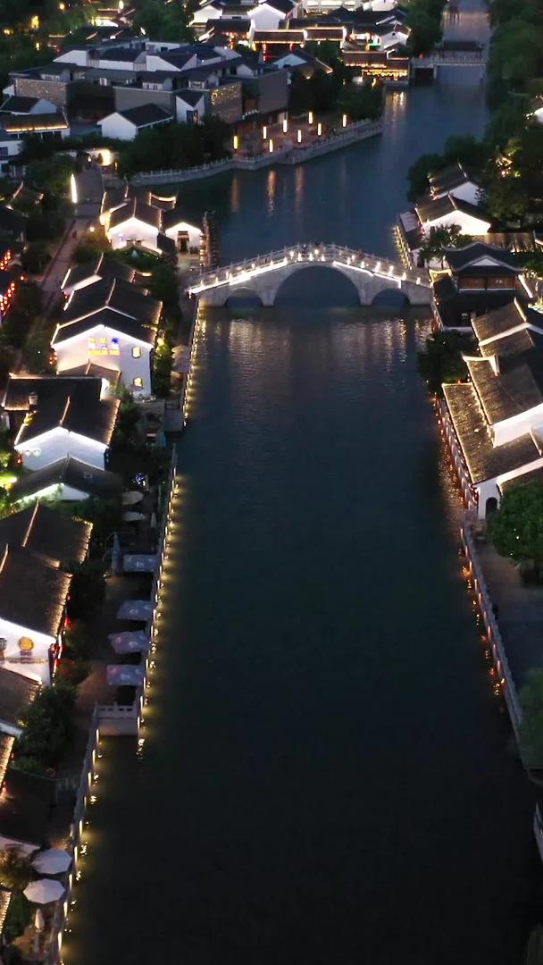 苏州著名旅游景点斜塘老街夜景视频的预览图