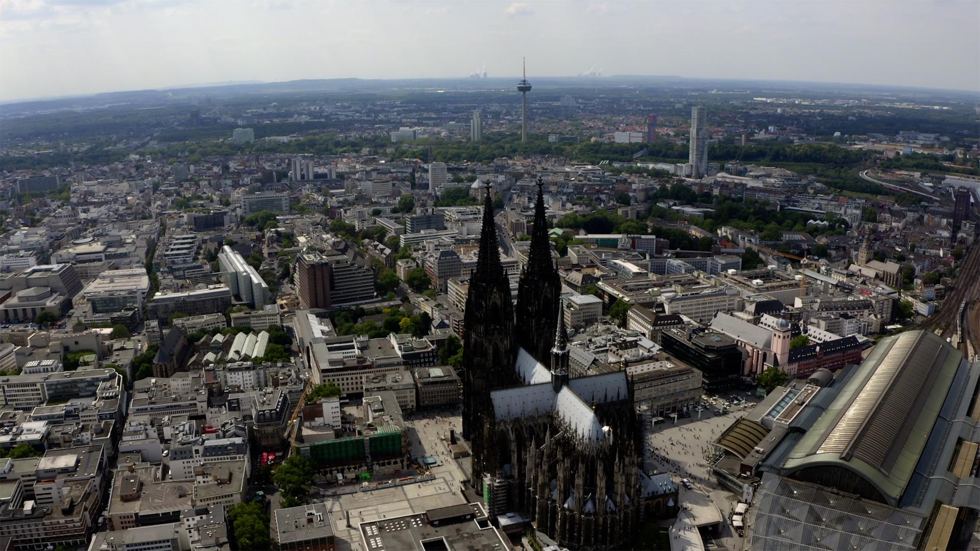 航拍德国科隆大教堂视频的预览图