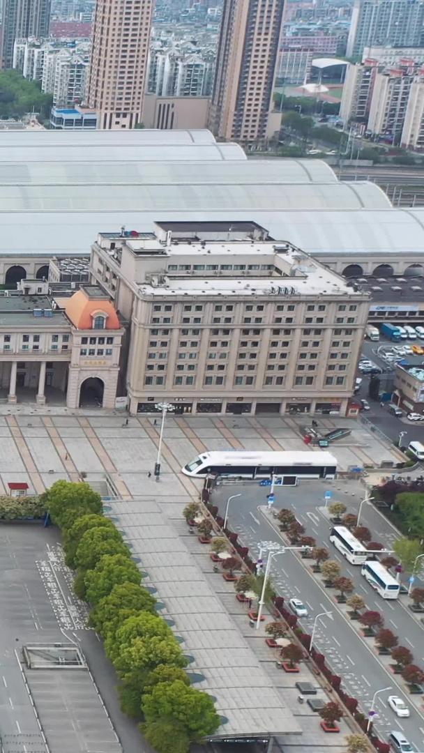 武汉汉口火车站航拍即将解封重启视频的预览图