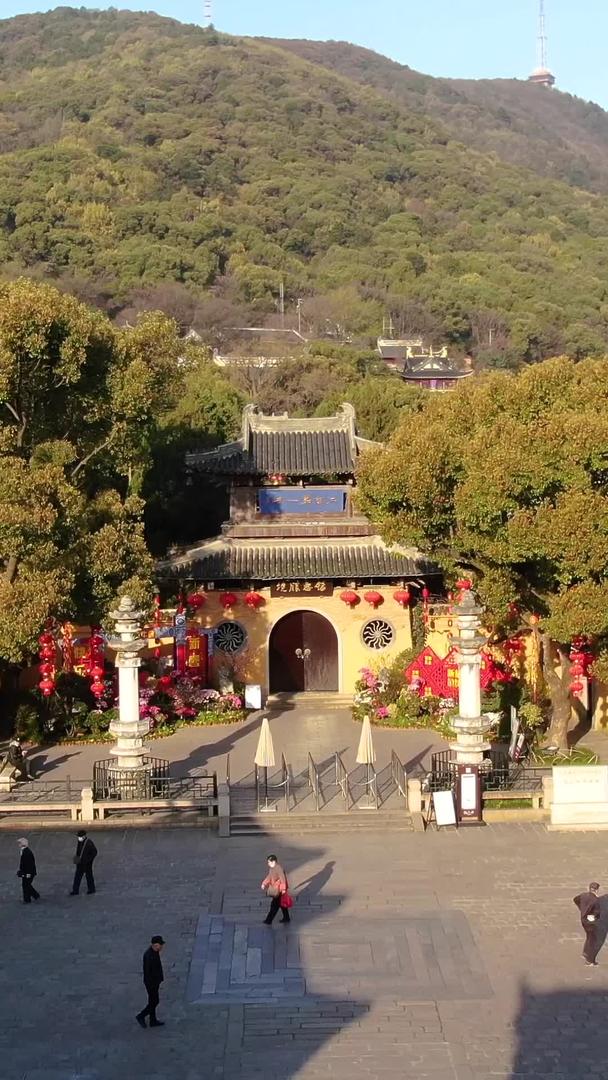 惠山古镇景区航拍5A景区惠山寺视频视频的预览图