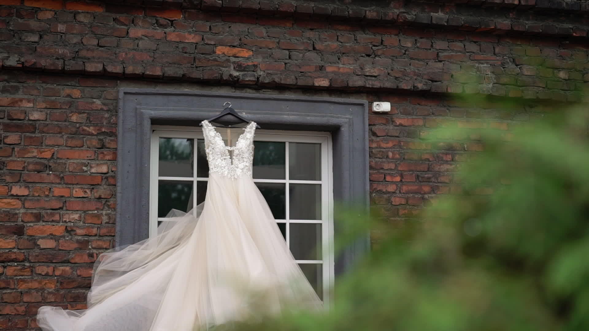 新娘结婚礼服视频的预览图